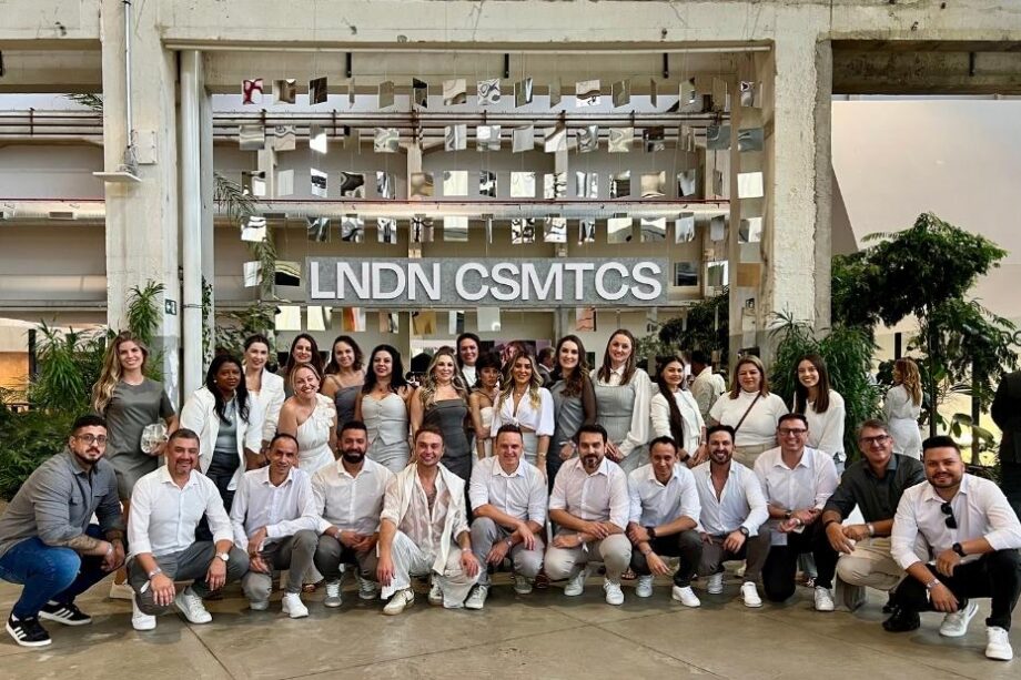 Equipe da D1Lima Cosméticos no evento London Celebrate